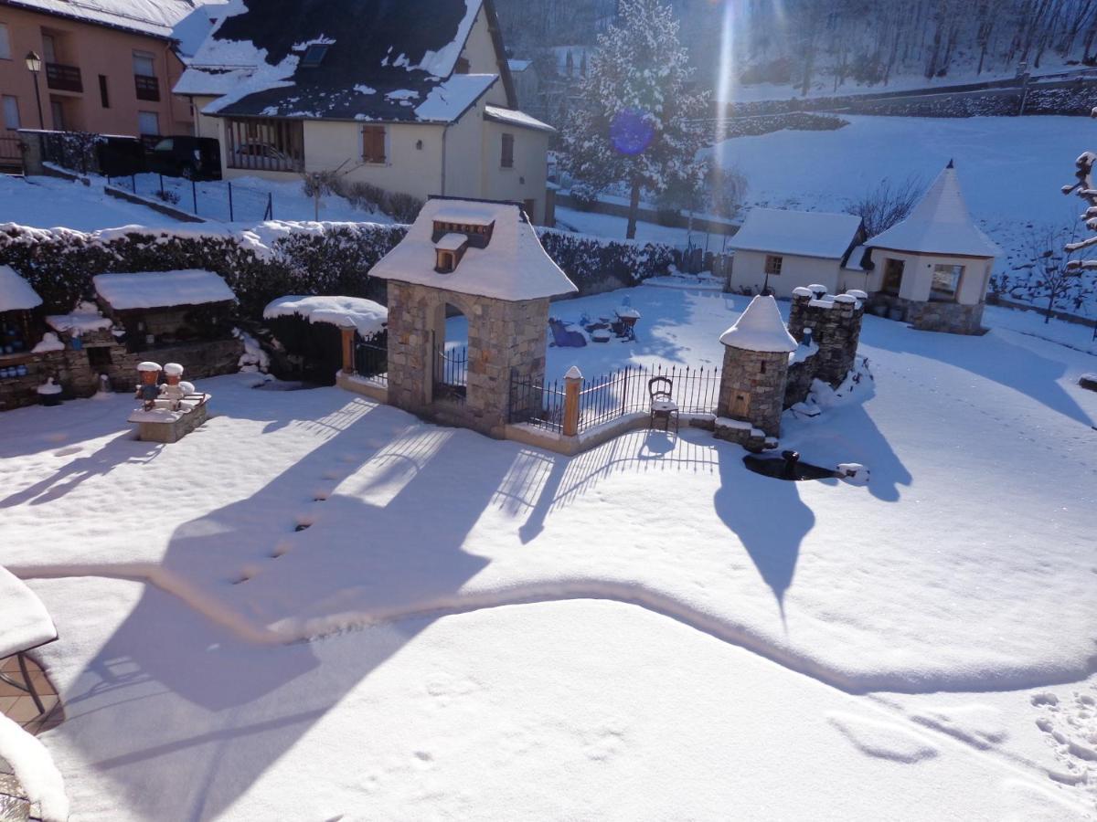 Ferienwohnung Chez Corine Marque Badet Luz-Saint-Sauveur Exterior foto