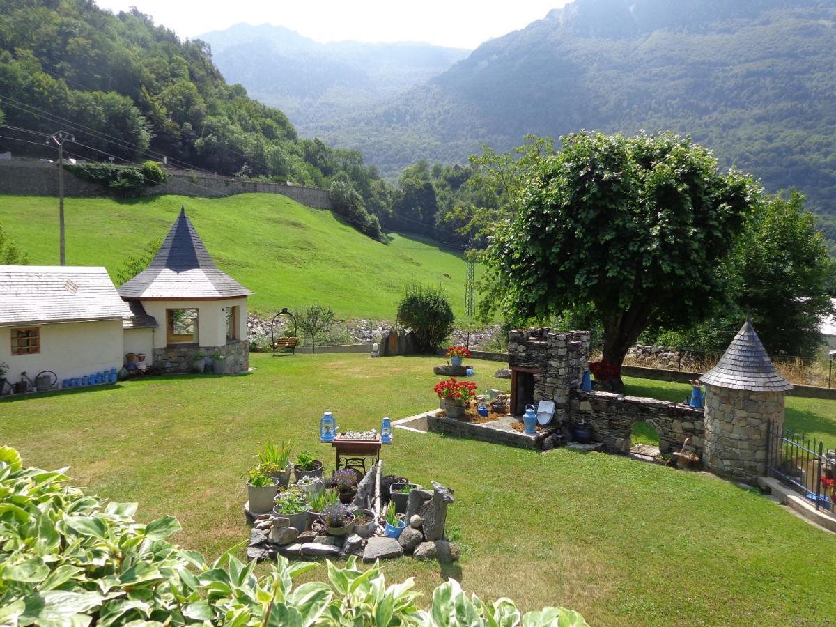 Ferienwohnung Chez Corine Marque Badet Luz-Saint-Sauveur Exterior foto
